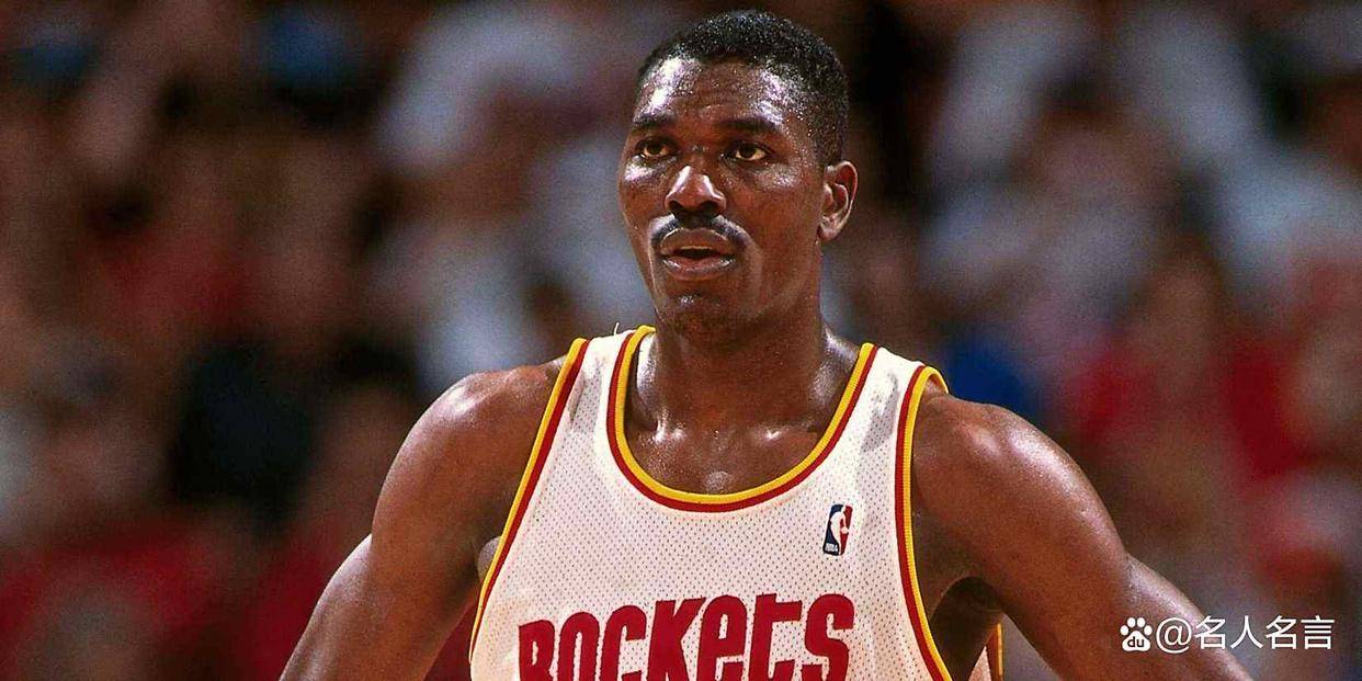 AI评选：NBA历史十佳防守球员，乔丹仅第五，谁居榜首？