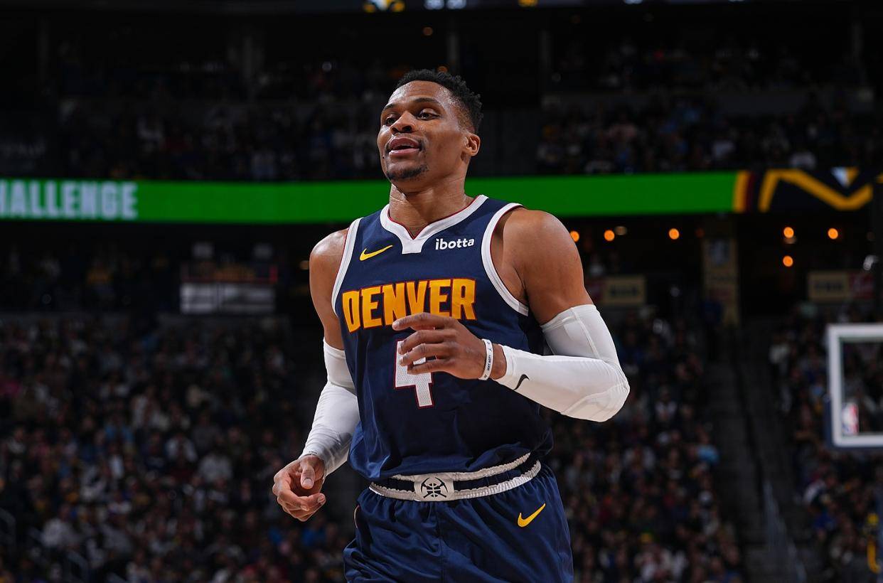 NBA｜历史三双王面临无球可打，他还能重返NBA赛场吗？