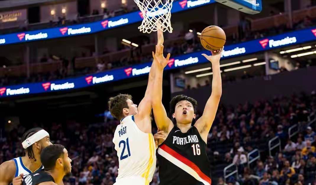 开拓者对阵勇士最新消息，赛程直播时间表，杨瀚森再次出战！