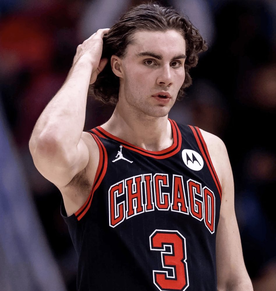 MVP榜第五！詹皇绝杀者成NBA最大奇迹，岂止1亿合同，他真值3个亿