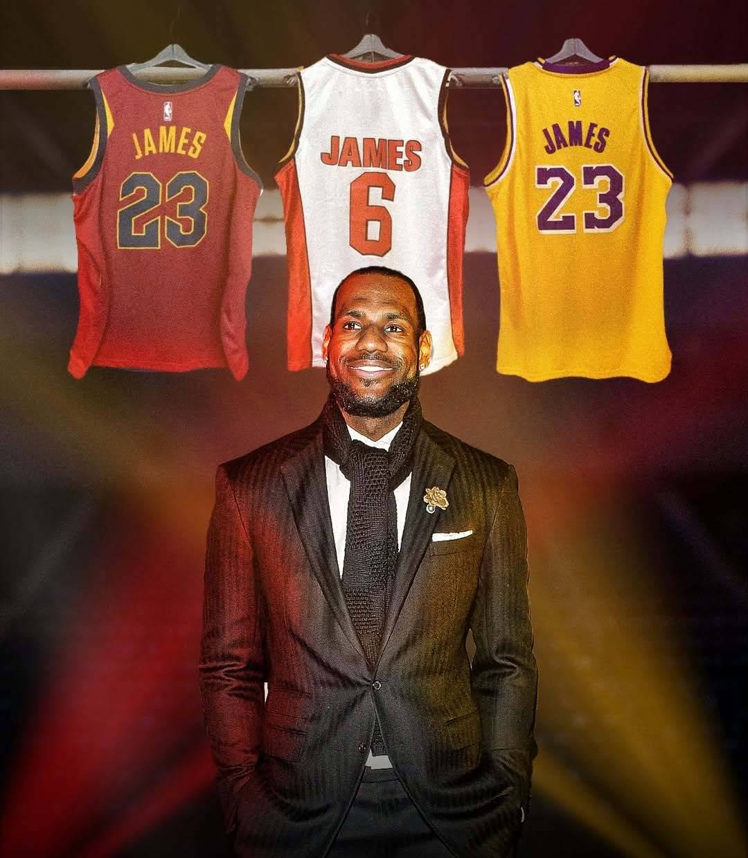 真正的传奇标准！NBA能退役三件球衣的只有4人，现役仅一人有戏