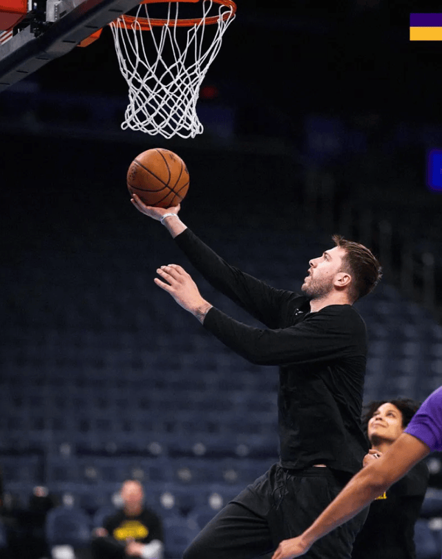 湖人大胜连迎利好，暂时稳固前四排名，赛程轻松静待詹姆斯复出