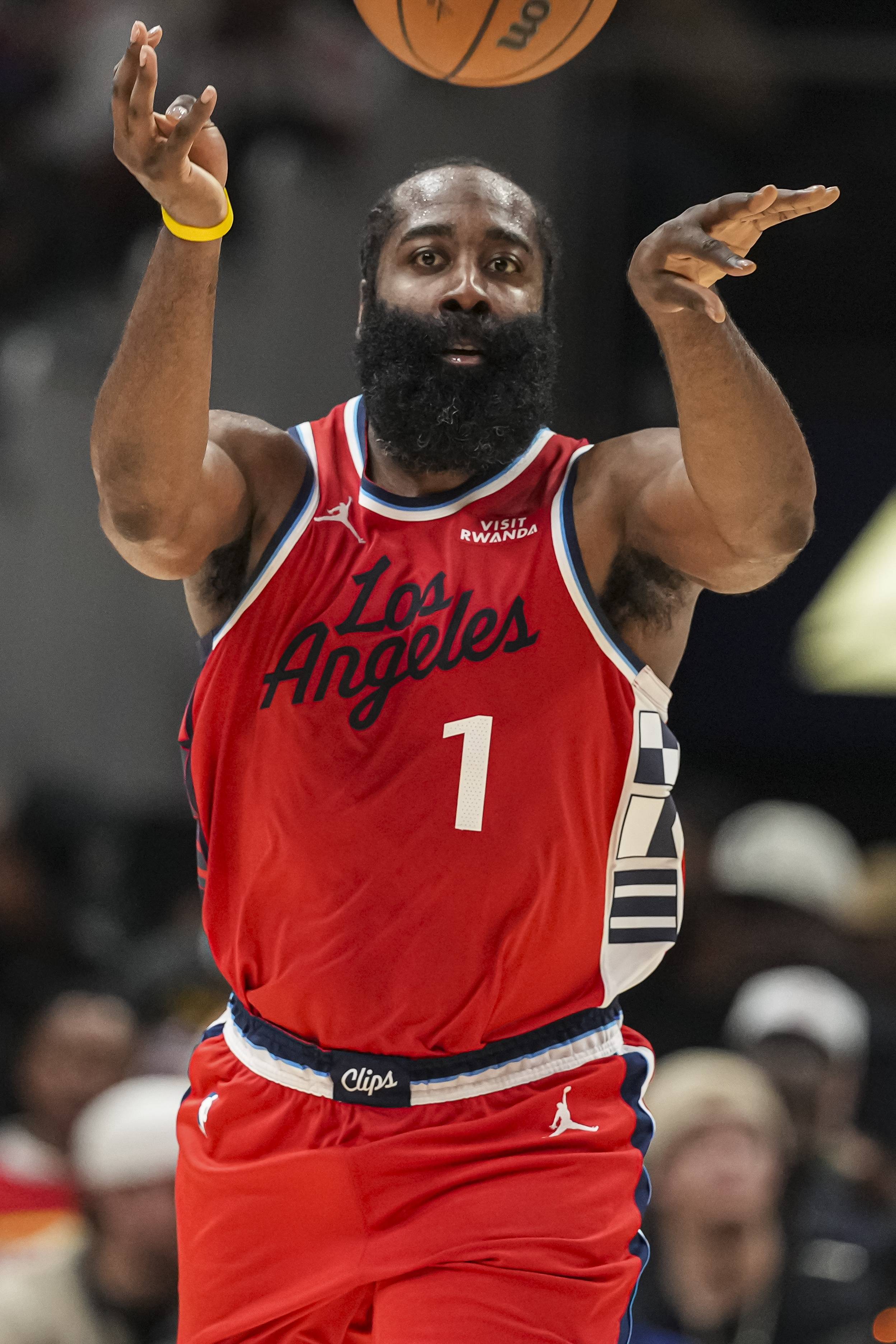 NBA最土豪球队，花钱最多，奢侈税最多，如今西部垫底，交易来了