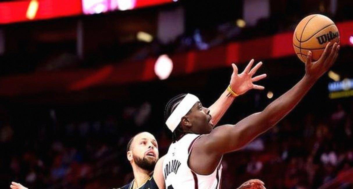 火箭11月客场大胜凯尔特人，主场连续击败独行侠和奇才，整体战绩展现逆境中爆发力