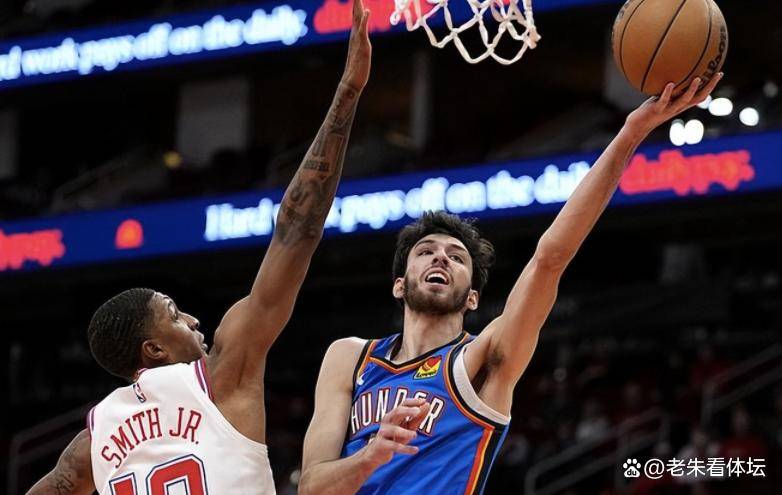 NBA揭幕战双加时鏖战！雷霆125-124火箭，亚历山大35分罚球准绝杀